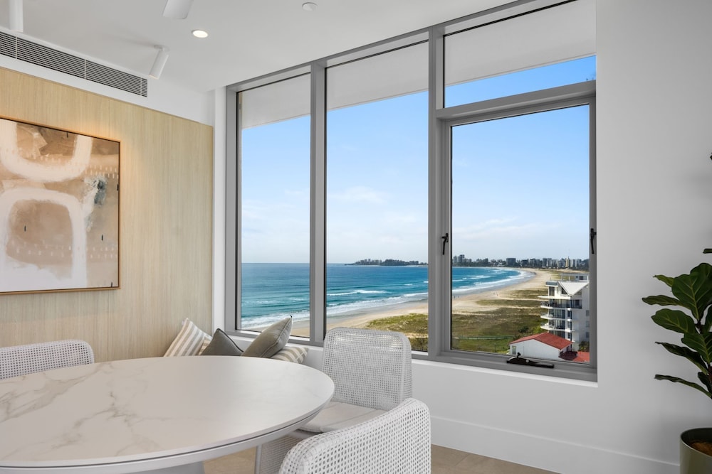Bilinga Beachfront Luxury at Lana