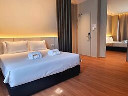 ROXY HOTEL MALIHAH
