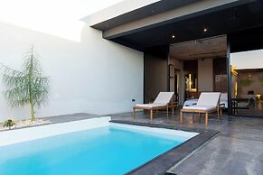 Portal Chalets With Private Pool- Qirwan