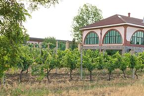 Winery Chabiant Hotel
