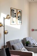 Luxury 8 Bed Home Manchester