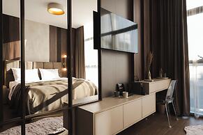 DISTRICT boutique
