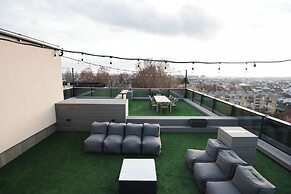 DISTRICT boutique
