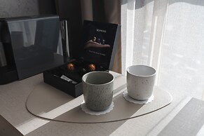 DISTRICT boutique