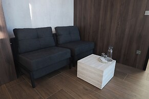 DISTRICT boutique