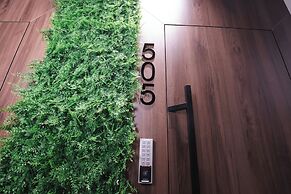 DISTRICT boutique
