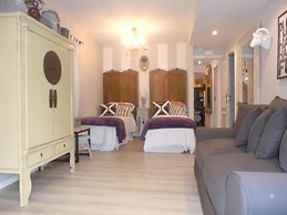 TAK Boutique Marbella Old Town with Parking