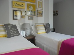 TAK Boutique Marbella Old Town with Parking