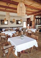 Entikko Safari Lodge