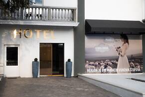 Mio City Hotel