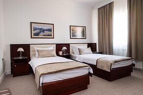Mio City Hotel