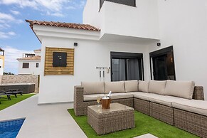 Luxury Villa Libellile