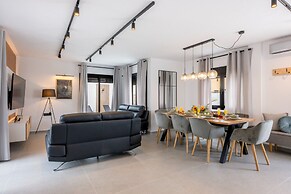 Luxury Villa Libellile