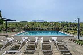 Villa Gariful, Sleeps 8 with Pool & Pet Friendly