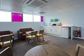 Premier Inn Heathrow Airport Terminal 4