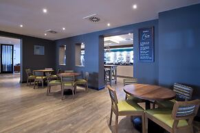 Premier Inn Heathrow Airport Terminal 4