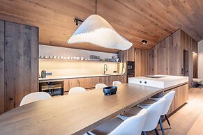 Premium Penthouse With Sauna