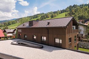 Premium Penthouse With Sauna