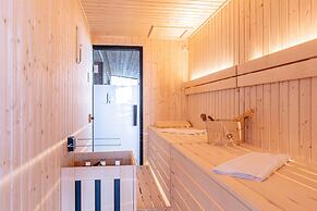 Premium Penthouse With Sauna