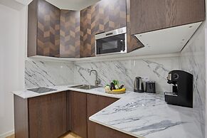 Apartment With AC Front Montparnasse Tower