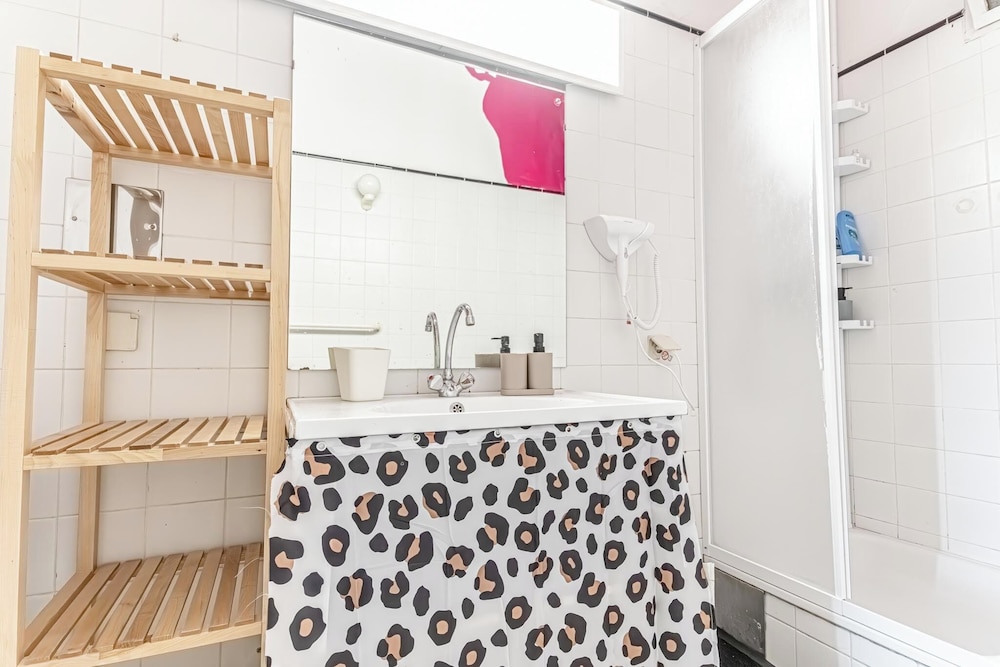 Affordable Stay Prime Location by Danube