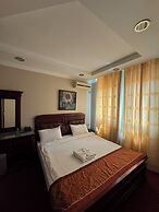 Hotel Royal