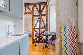 City-center Apartment With Modern Comforts