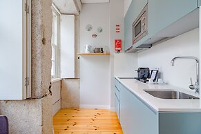 City-center Apartment With Modern Comforts