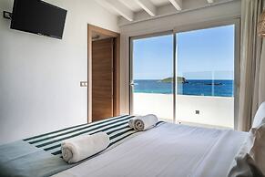 Outsite Ibiza - Work, Connect, Explore
