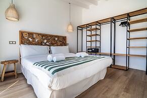 Outsite Ibiza - Work, Connect, Explore