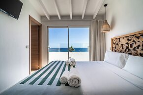Outsite Ibiza - Work, Connect, Explore