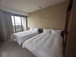 SomeWhere Inn