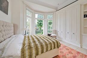 Cute 2-bed Chelsea Apartment