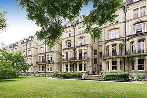 Cute 2-bed Chelsea Apartment