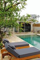 Casa Del Mar