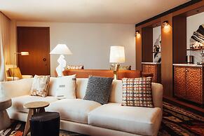 Sax Paris, LXR Hotels & Resorts