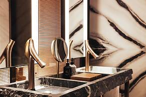 Sax Paris, LXR Hotels & Resorts