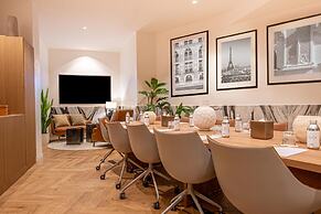 Sax Paris, LXR Hotels & Resorts