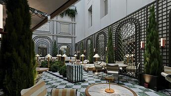Sax Paris, LXR Hotels & Resorts