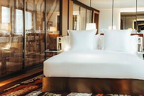 Sax Paris, LXR Hotels & Resorts