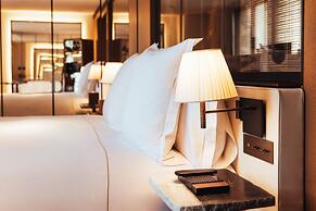 Sax Paris, LXR Hotels & Resorts