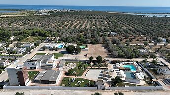 Boomerang Village