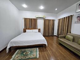Punnattha House by Peema Villa