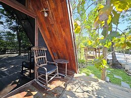 Punnattha House by Peema Villa