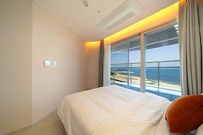 DIAMER Sokcho Hotel by AnookStay