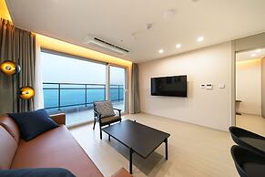 DIAMER Sokcho Hotel by AnookStay