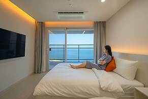 DIAMER Sokcho Hotel by AnookStay