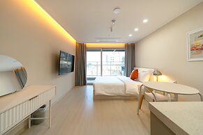 DIAMER Sokcho Hotel by AnookStay