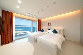 DIAMER Sokcho Hotel by AnookStay