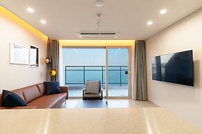 DIAMER Sokcho Hotel by AnookStay
